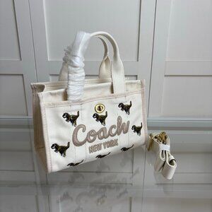 New Coach Women's CZ129 Tote Bag